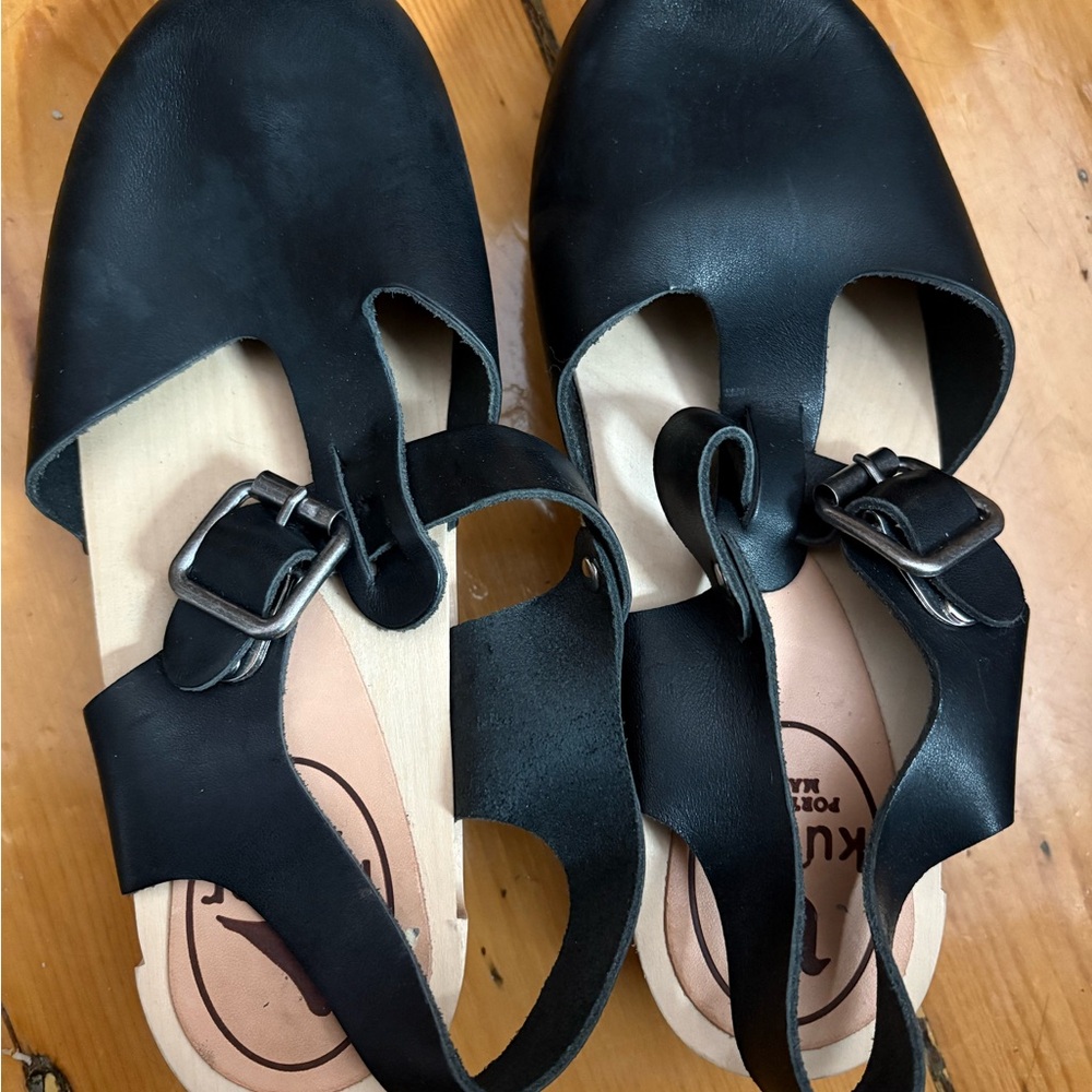 KURU Women's Black Leather Clogs with Buckles